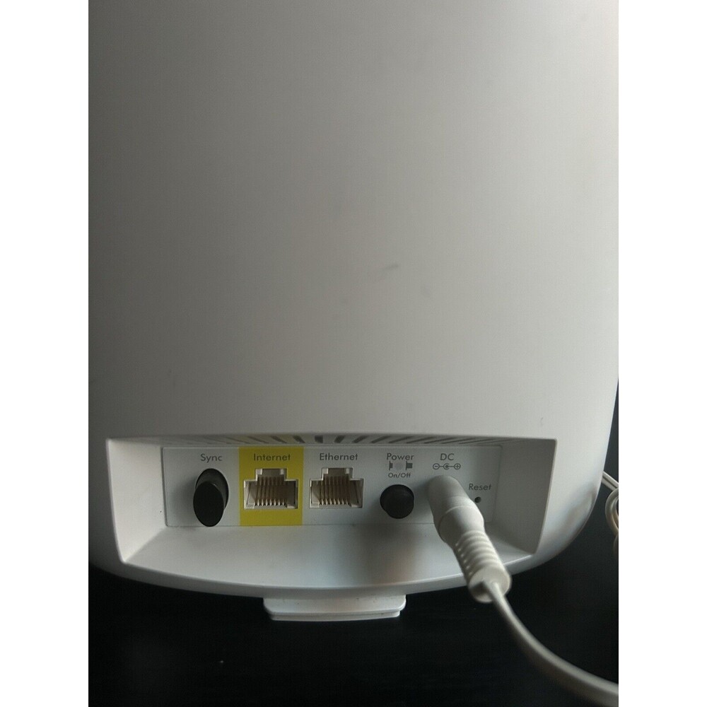 NETGEAR Orbi Whole Home Mesh-Ready WiFi Router RBR20 - Picture 4 of 7